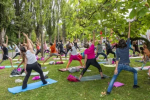 Open air joga na ostrove