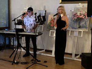 Live music Plastik